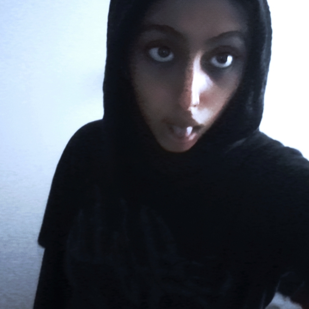 Meet your Posher, Hanaa